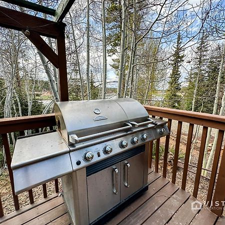 Village Vibes Deck And Bbq Duck Creek Village Extérieur photo
