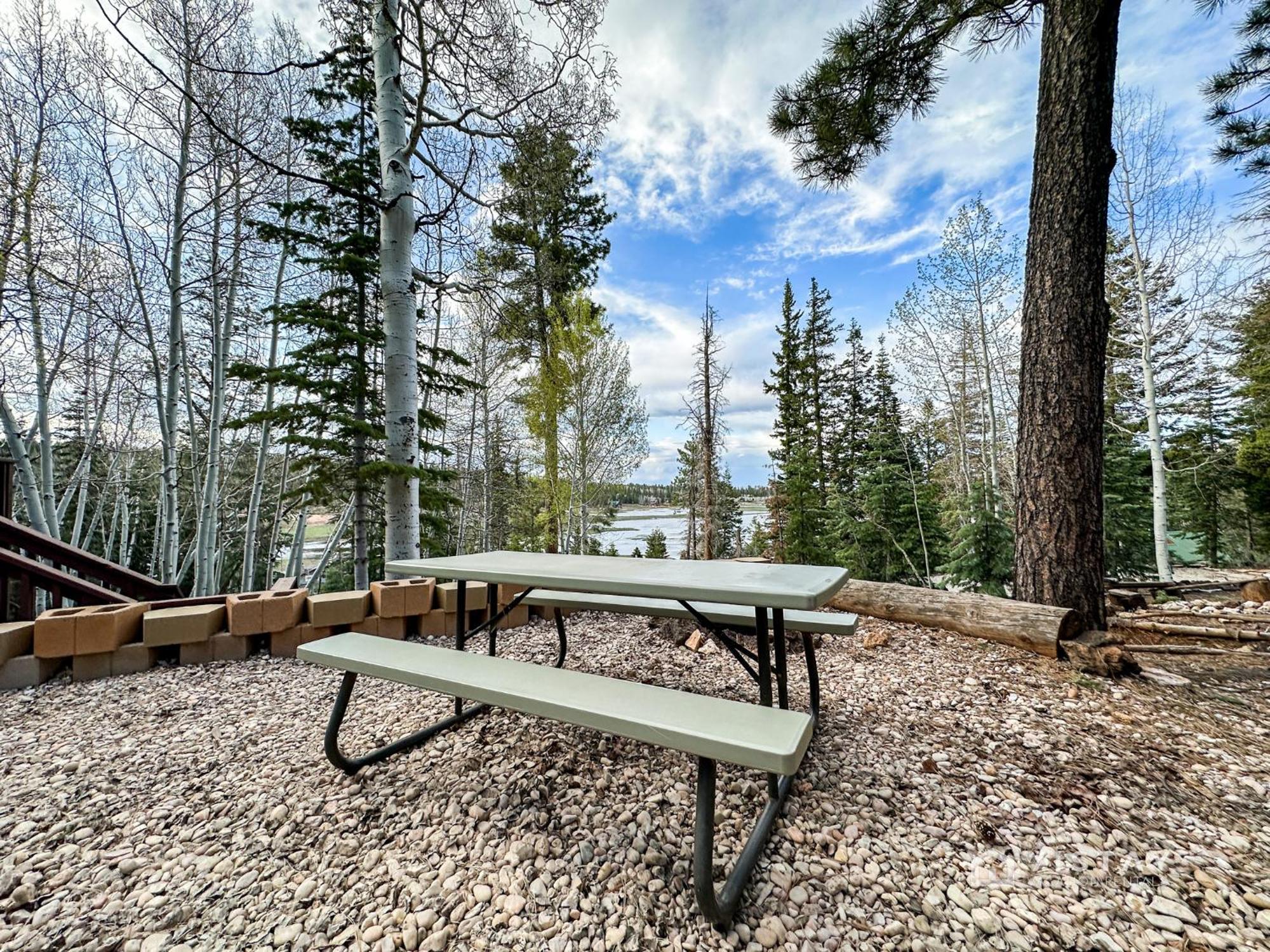 Village Vibes Deck And Bbq Duck Creek Village Extérieur photo